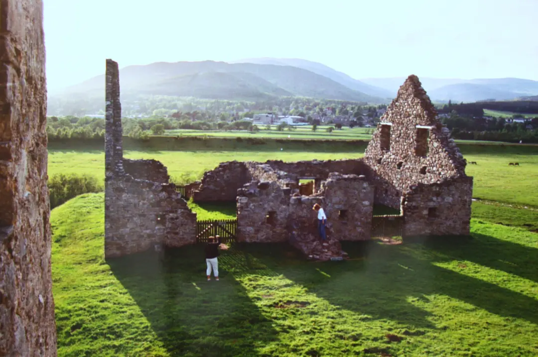 Ruthven Barracks - What Are The Most Beautiful Places In Cairngorms? 